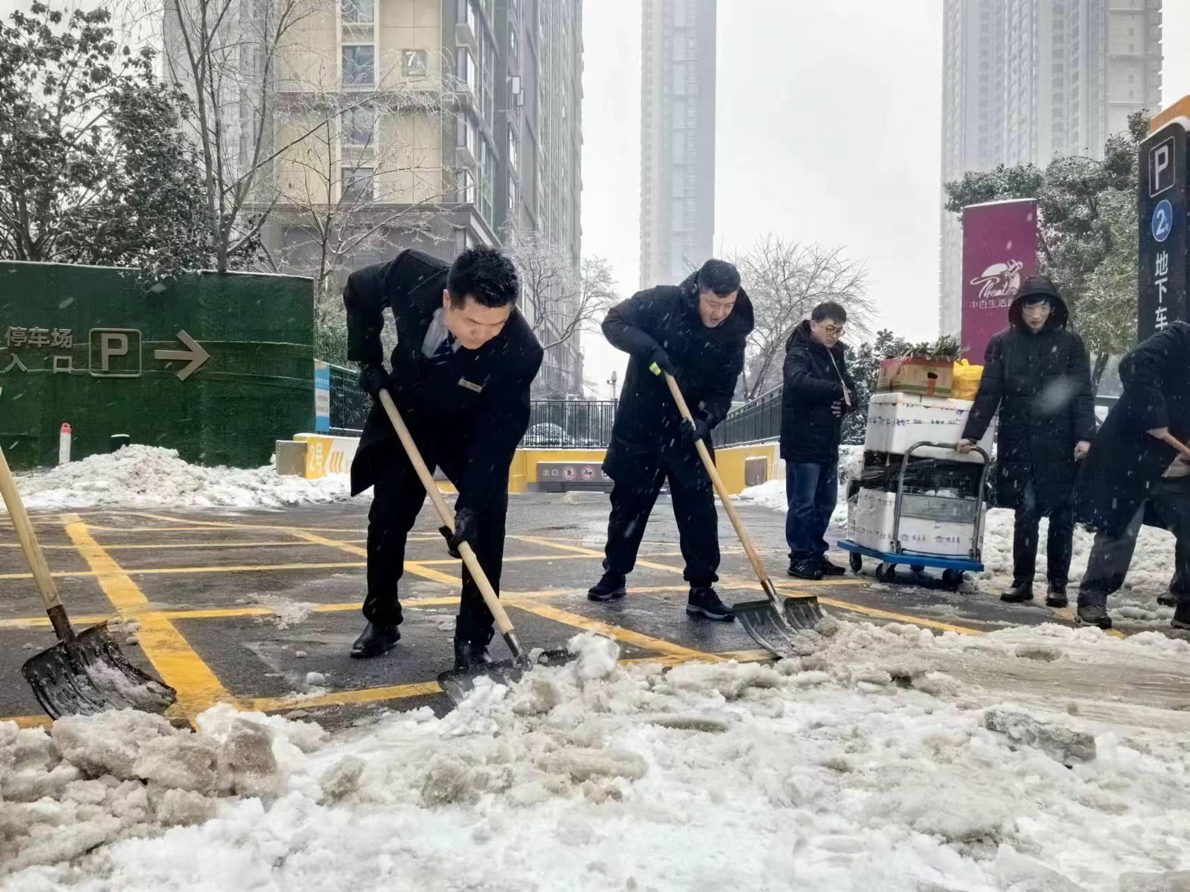 防范寒潮 温暖相伴